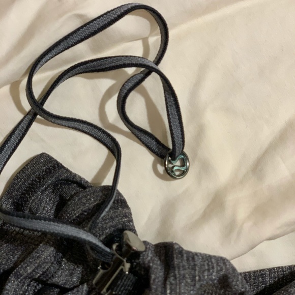 Lululemon Black and Gray Workout Shirt - Picture 5 of 5